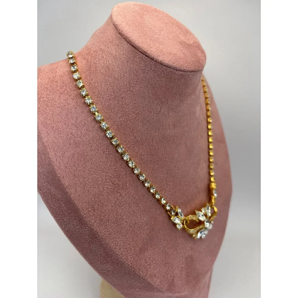 Crown Trifari Vintage Gold Tone Rhinestone 17” Necklace Signed